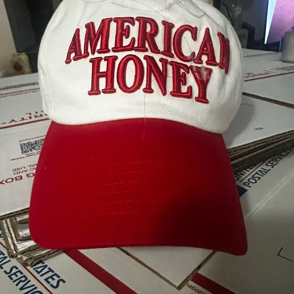 AMERICAN HONEY CAP